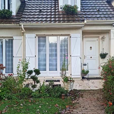 Le Mesnil-Saint-Denis Chambre D Hote A 20 Min De Versailles المظهر الخارجي الصورة